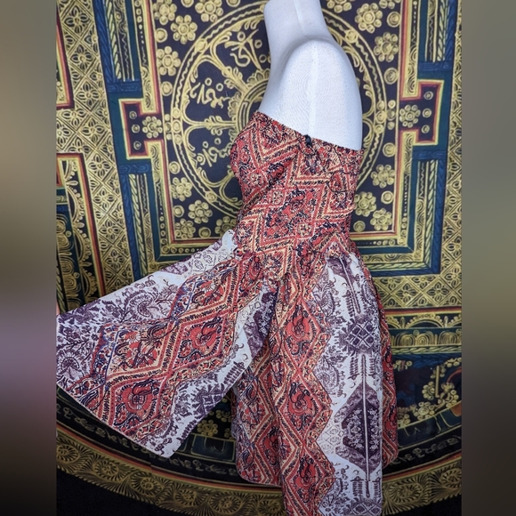 Off Shoulder Bell Sleeve Dress - Picture 2 of 4